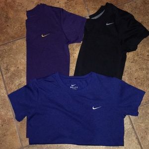 Bundle of XS Nike dri fit shirts. Woman.